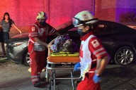 Mujer resulta con fractura expuesta tras accidente en motocicleta en Saltillo