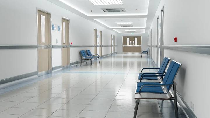 Importante cantante colombiano tuvo que ser hospitalizado y operado de emergencia: este es su estado de salud