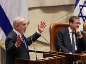 Netanyahu denunció que los restos que entregó anoche Hamas son partes del cuerpo de un rehén que ya fue recuperado