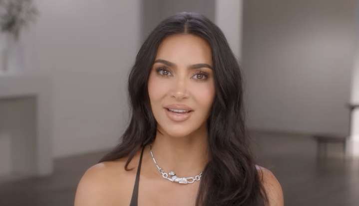 Kim Kardashian Famously Wore A $1.5 Million Necklace For Her Robbery Trial, But New Kardashians Footage Reveals Not Everyone Thought It Was A Good Idea
