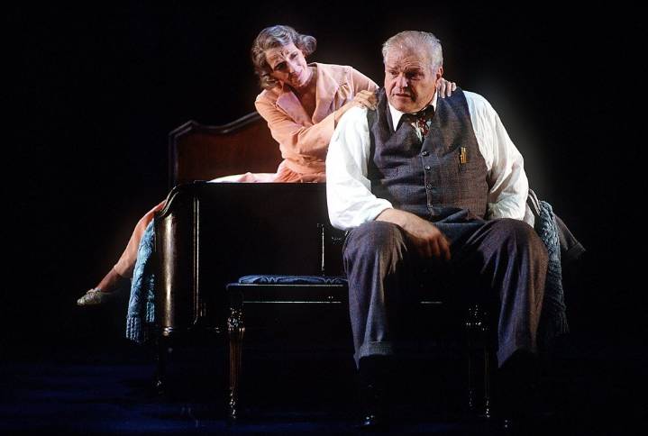 Timeline: A Chicago century at the Goodman Theatre