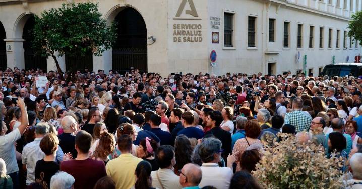 Casi 60 mujeres denuncian a través de Facua incidencias en el cribado de cáncer de mama