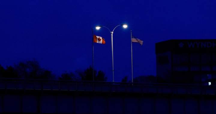 Canadian trips to the U.S. fell for the 8th straight month: StatCan