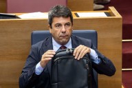 Mazón responde a las acusaciones de mentiroso por su relato de la dana con felicitaciones a la Nobel de la Paz, encuestas y Bildu