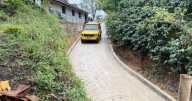 Caldas: 10 mujeres y 5 hombres se pusieron manos a la obra y le hicieron esta obra vial a una comunidad