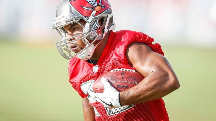 Former Bucs running back Doug Martin died in police custody
