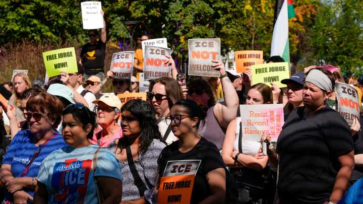 Grand jury indicts Colombian immigrant for fraud following ICE arrest