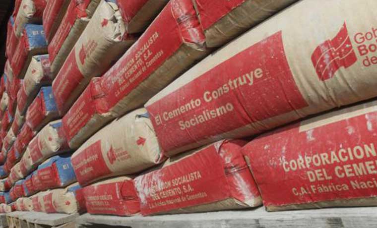 Gobierno exige precio justo del cemento