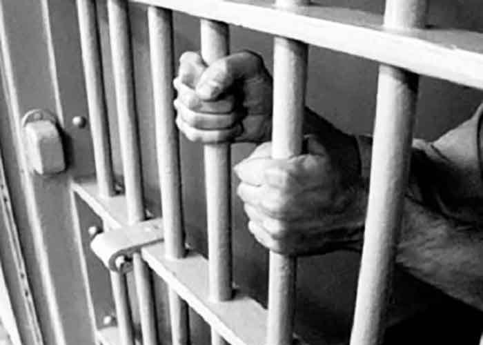 6 inmates escape Tripura jail after injuring guard with sharp weapons