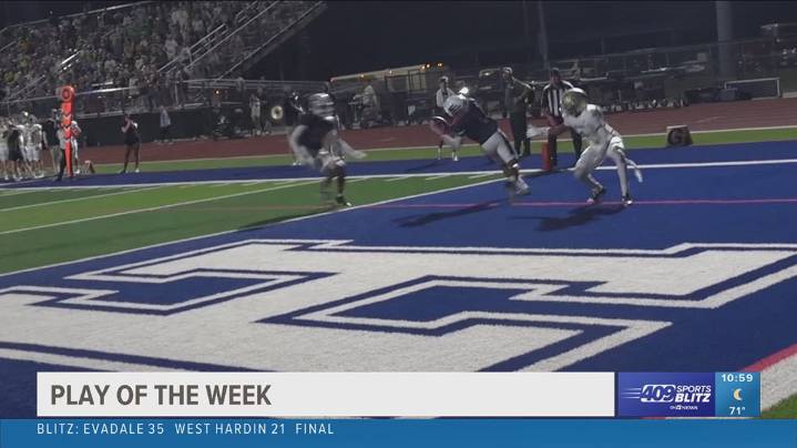 Hardin-Jefferson High School's D'corian Warren makes the week 6 Play of the Week
