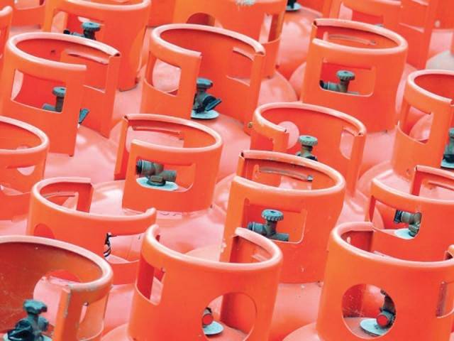 OGRA notifies cut in LPG price by Rs5.88 per kg