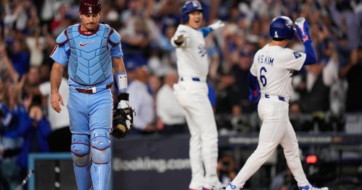 Orion Kerkering's 11th-inning error seals 2-1 loss for Philadelphia Phillies, ending their season