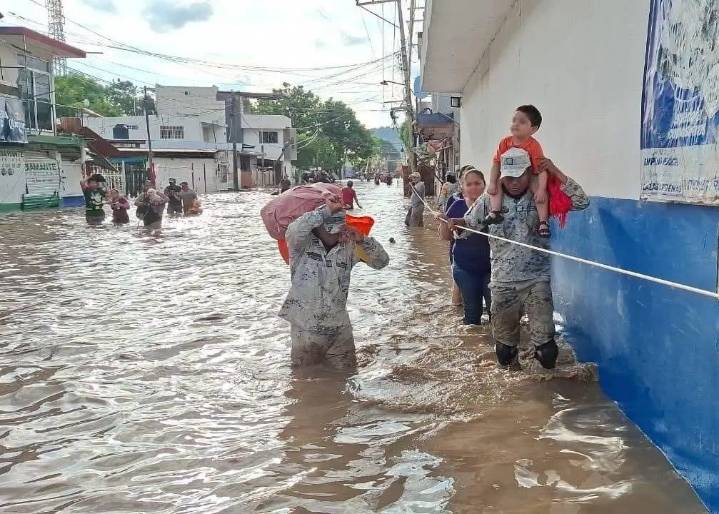 64 muertos y 65 desparecidos en el país por recientes lluvias