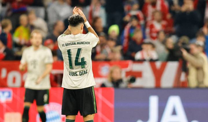 ¿Preocupación con Luis Díaz? DT de Bayern explicó salida en Champions