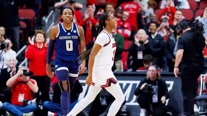 Government shutdown puts Louisville's overseas game in jeopardy