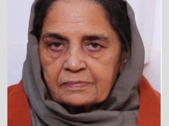 Punjabi singer Babu Singh Mann bereaved, wife Gurnam Kaur passes away [ FULL VIEW ]