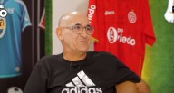 Claudio Techera y la vez que se puso a rezar en pleno partido