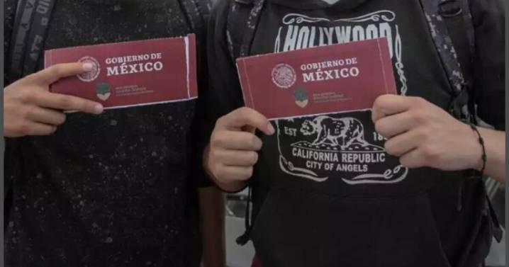 Beca Benito Juárez 2025 para preparatoria; cómo tramitarla y fechas de registro