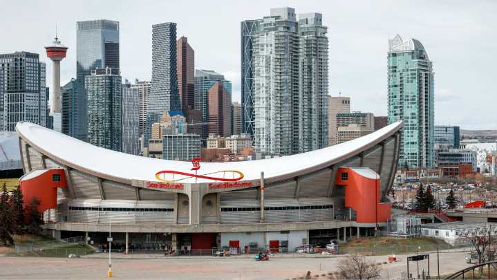 Canadiens-Flames begin game in dark as lighting issues delay puck drop