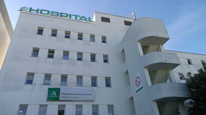 Fuga de película en Jerez: un preso se desliza con sábanas por la ventana de un hospital y utiliza un patín eléctrico para huir