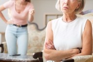 Woman Stops Giving Her Mom Gifts After She Complains About Latest iPhone