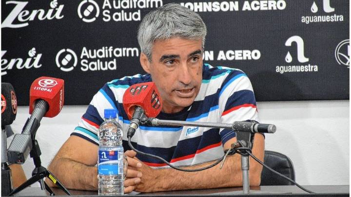 Gabriel Gómez dejó de ser el entrenador de Patronato