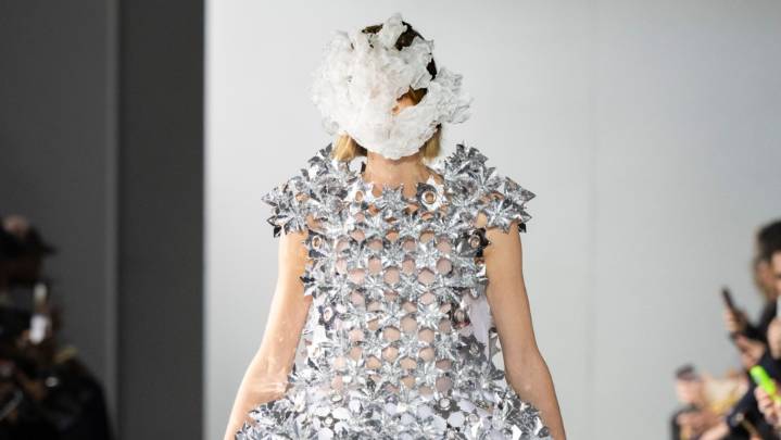 Noir Kei Ninomiya Spring 2026 Ready to Wear Runway, Fashion Show & Collection Review