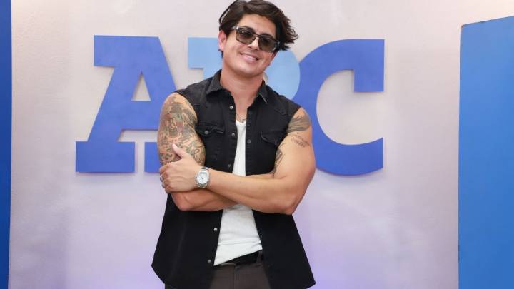 Zeri comparte sus experiencias en el mundo musical