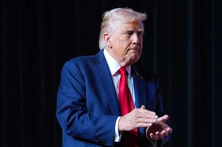 Trump directs the Pentagon to use ‘all available funds’ to ensure troops are paid despite shutdown