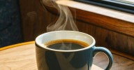 Café con tapita, la anécdota en el tren del cantante Roi Méndez