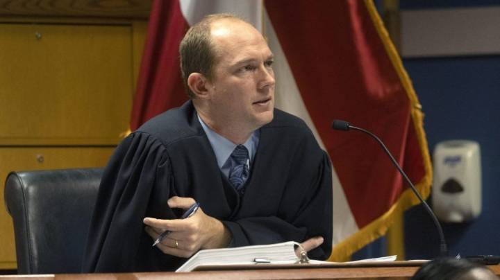 Judge gives more time to name new prosecutor in Trump’s Georgia election case 