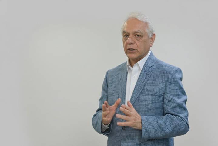 Bernardo Camacho Rodríguez asume como nuevo Superintendente Nacional de Salud