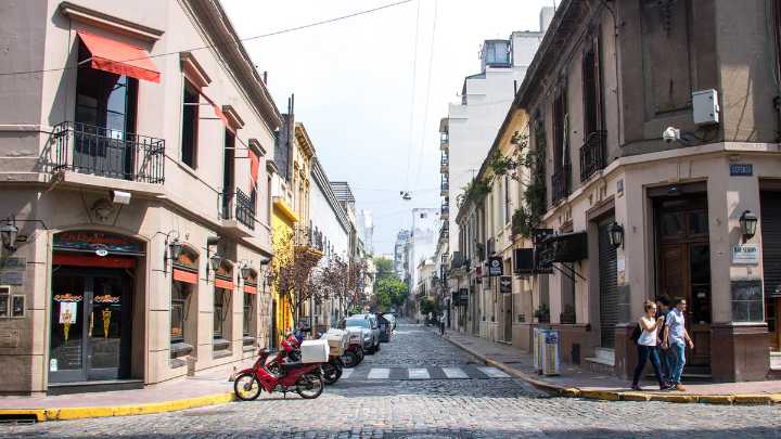 Escapadas en Buenos Aires: los barrios más misteriosos según la Inteligencia Artificial