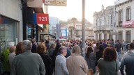 Concentración en Mugardos en donde los residentes protestan ante la “desidia” del gobierno municipal