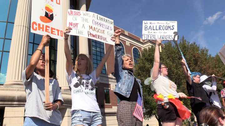 Thousands protest Trump administration at No Kings rally in Bowling Green