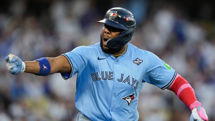 Guerrero homers off Ohtani as Blue Jays even World Series in Game 4