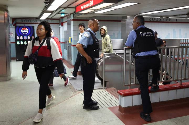 Metra, CTA awarded grants that could require cooperation with ICE