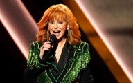 Reba McEntire reveals retirement decision: 'Dolly and I talked about that an awful lot'