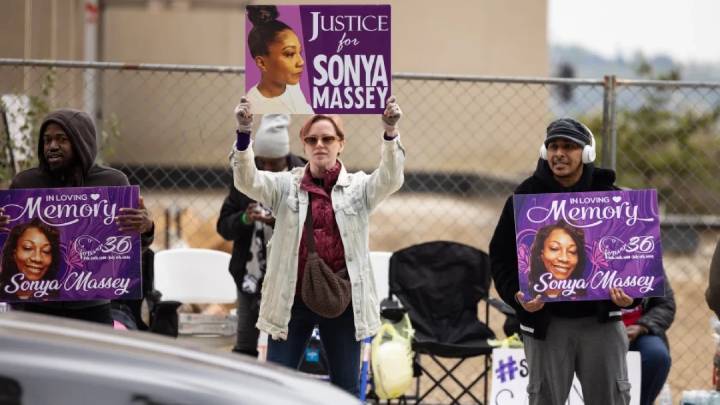 Jury deliberates in murder case of ex-deputy who fatally shot Sonya Massey