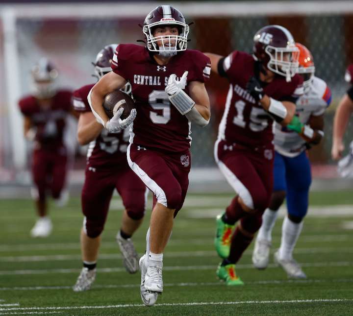 Live scoreboard, recaps for Friday’s high school football games (Week 5)
