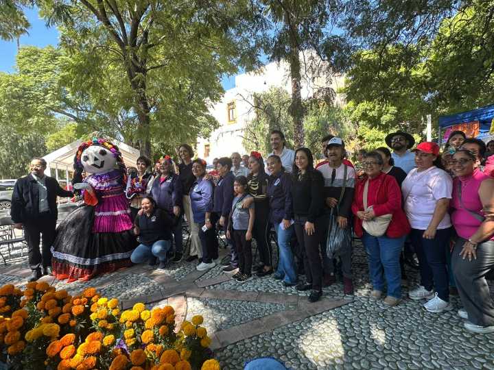 Inaugura SECULT el mercadito “Ahí vienen nuestros muertos” en el CEART