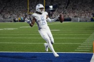 Drake Maye leads Patriots to 23-20 win over Bills, leaving NFL without an unbeaten team