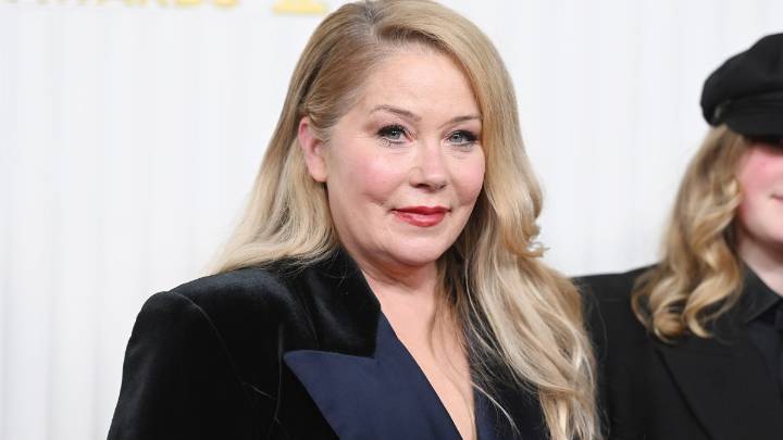 Christina Applegate makes Instagram debut amid MS battle