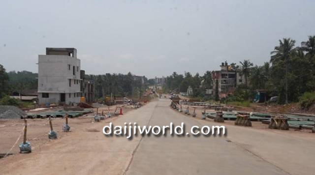 Mangaluru: Sanoor–Bikarnakatte highway work still pending; public faces daily hardships