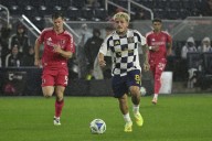 Deadspin | Real Salt Lake nabs final West playoff spot with draw vs. St. Louis City