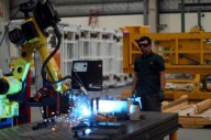 La industria profundiza su retroceso y reduce su aporte al Producto Bruto Interno