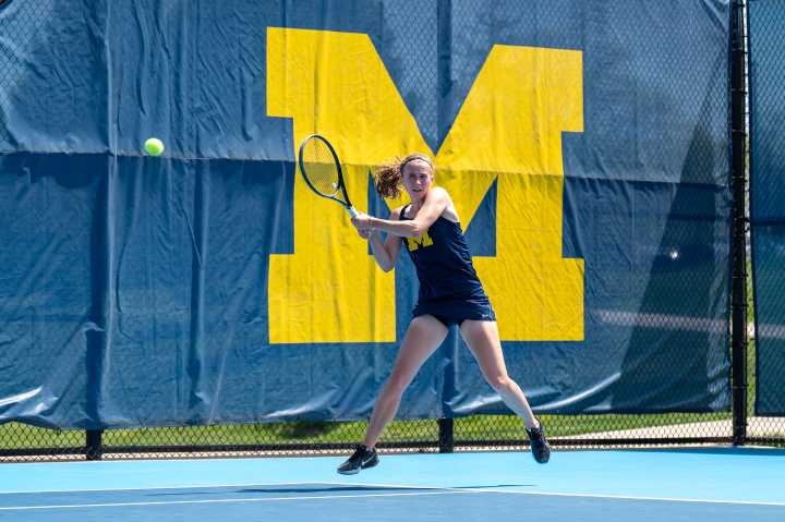 Winning 40 of 45 matches, Michigan showcases depth at Wolverine Invitational