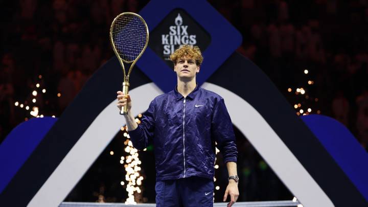 Primero a Nadal y ahora a Sinner: el Six Kings Slam le regala una raqueta de oro de 250.000 euros