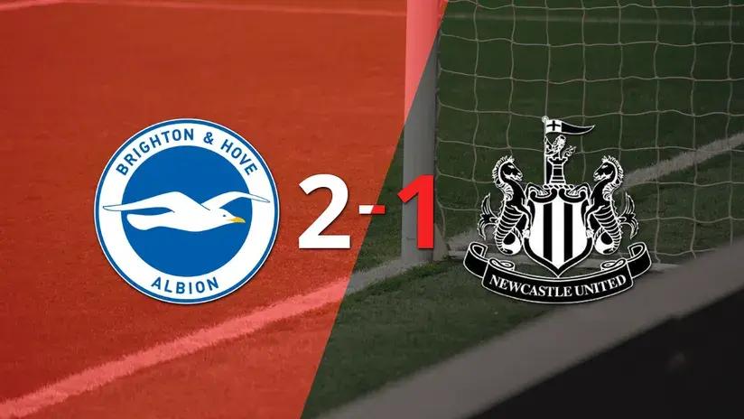 Premier League: Danny Welbeck ayudó con doblete a Brighton and Hove en victoria 2