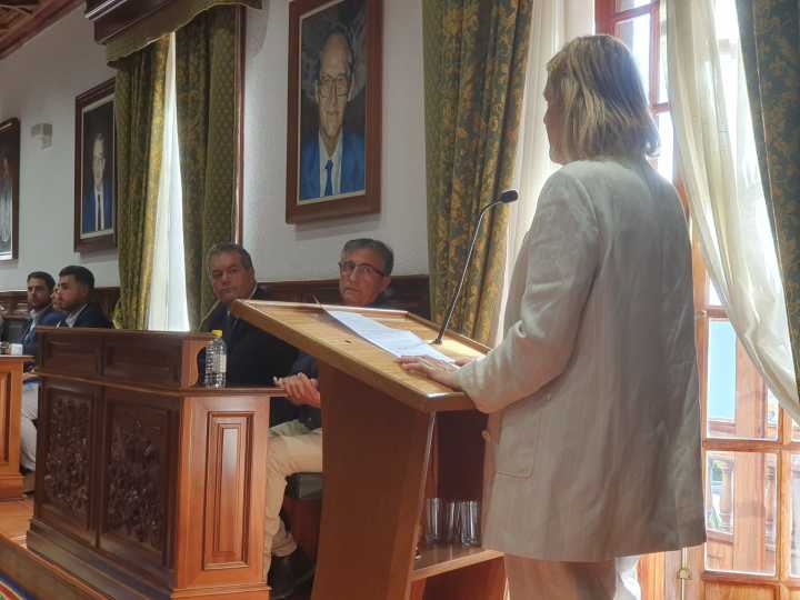 Telde exigirá que se revise la concesión de las jaulas marinas en la costa